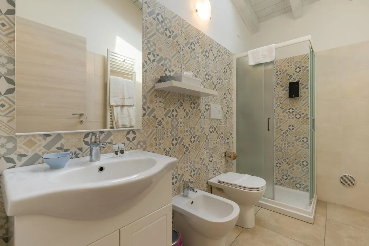 Отель Giardino Giusti House & Court Верона Гостевой дом